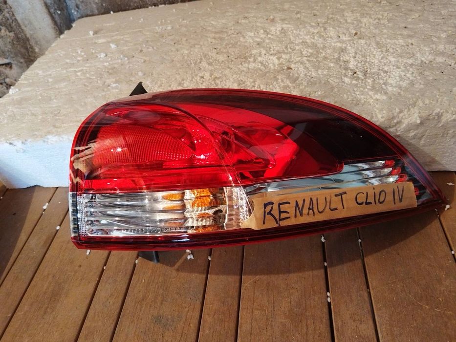 Оргинален стоп за Renault Clio IV