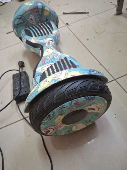 Продам гироскутер, (до 100 кг)