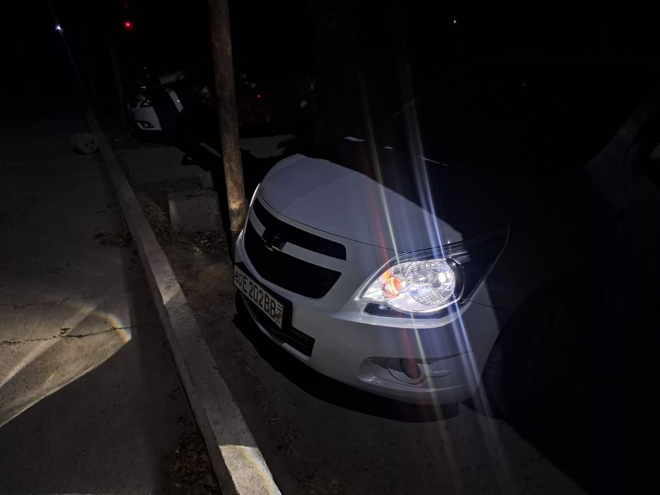 Fara chevrolet cobalt