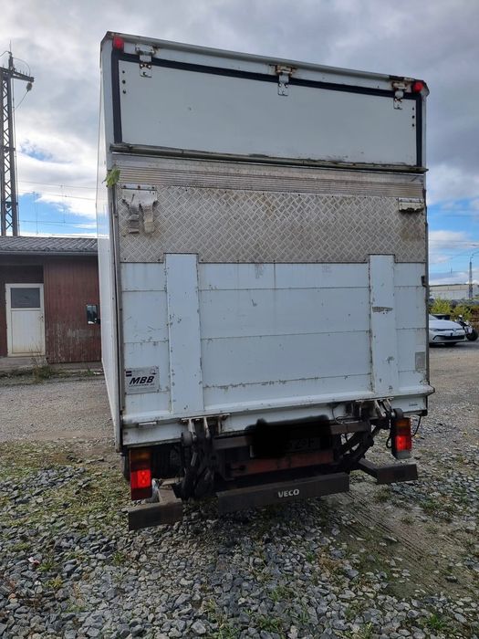Iveco 50C13 cu Lift hidraulic