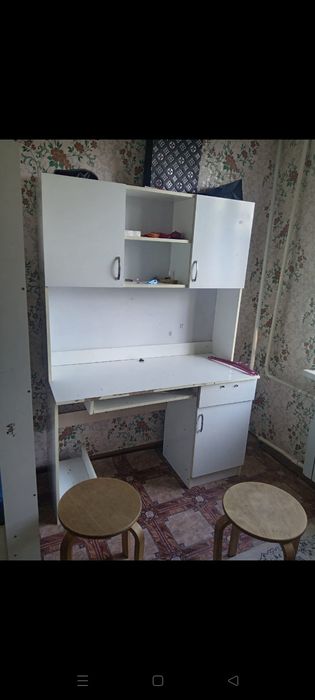 Детская кровать + письменный стол комплект
