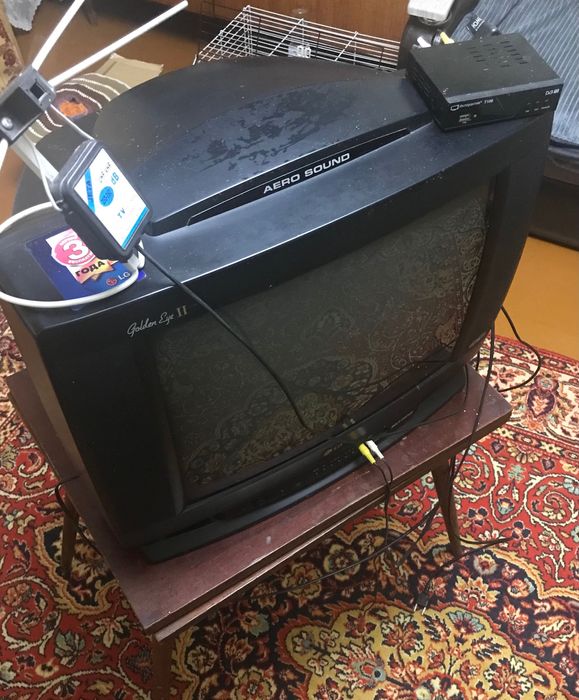 Телевизор LG Golden EYE II