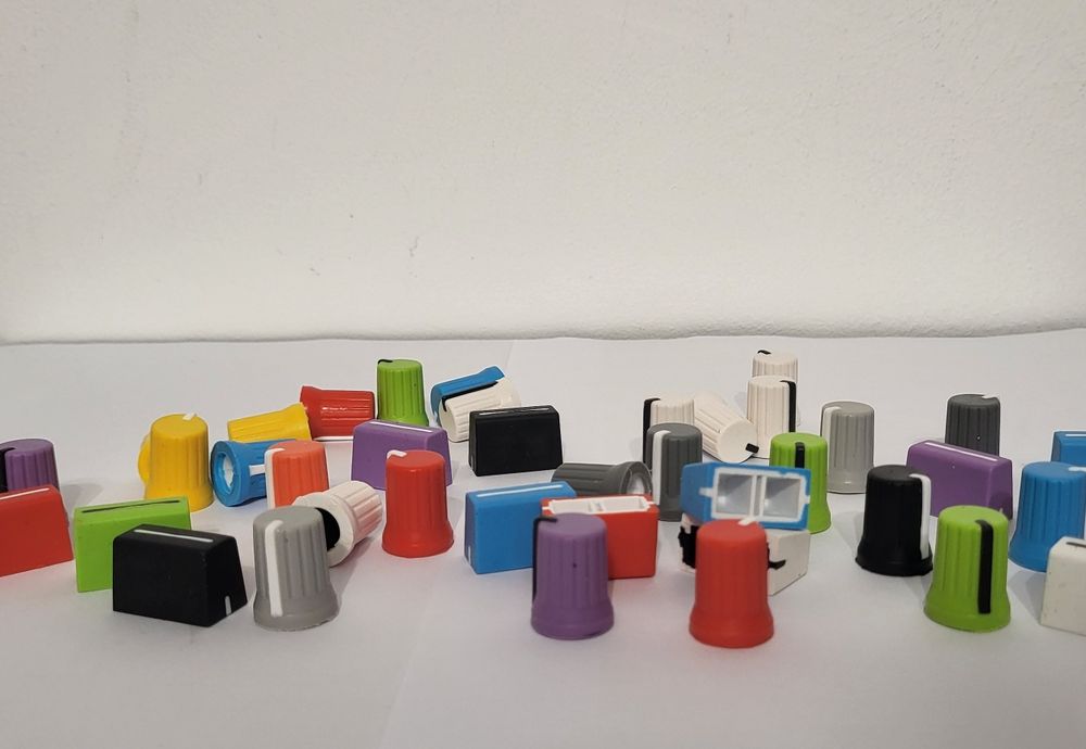 Knoburi, fader, butoane mixer diferite culori traktor z2