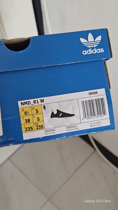 Обувки ADIDAS nmd_r1 w