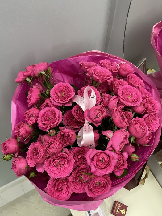 Гүл сатылады. Солмаған. Бағасы 5 мың теңге