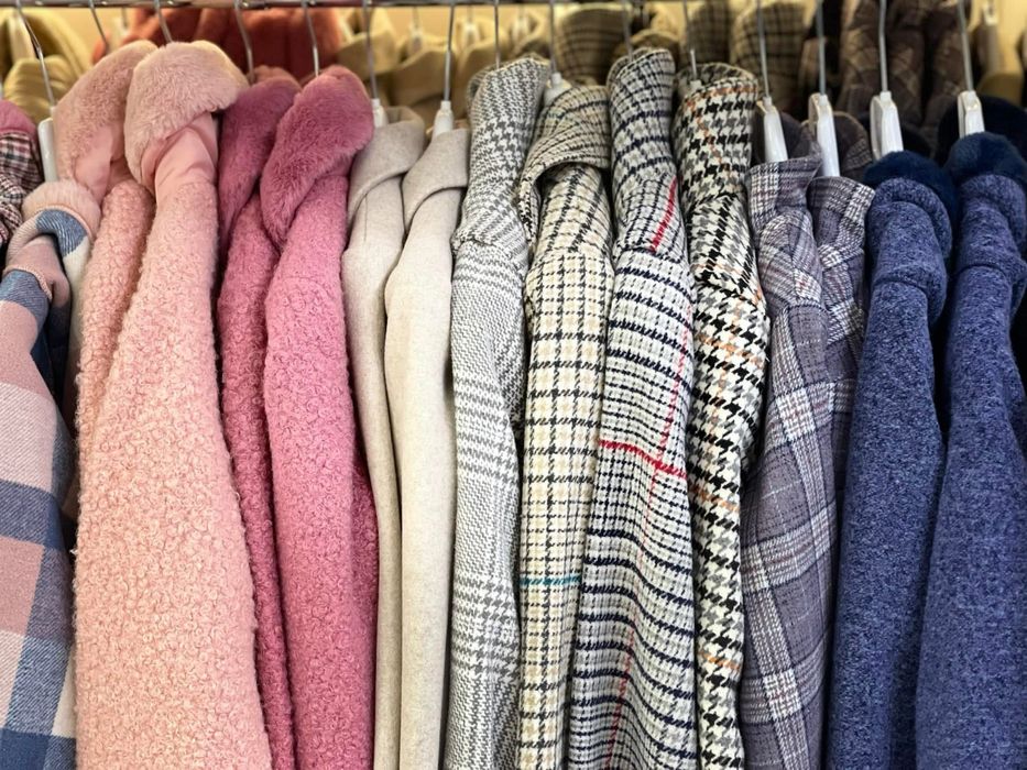 Lichidare stoc haine copii – branduri premium