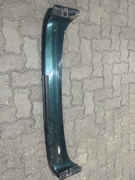 Спойлер на W124 Мерседес