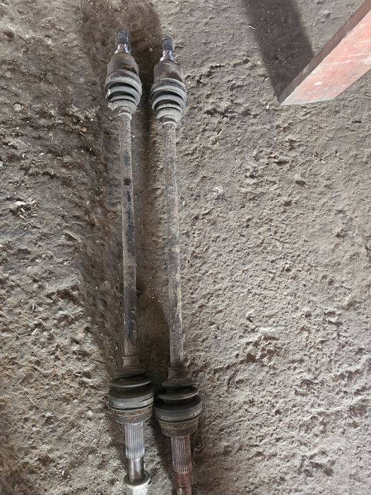 Planetara Axa spate ambele parti NISSAN MURANO II (Z51) 2008-2010