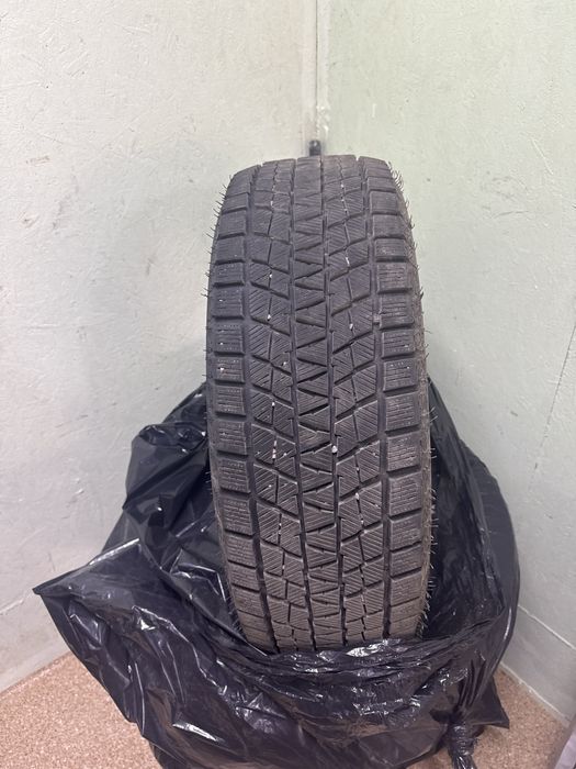 Продам Зимние шины