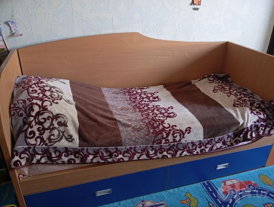 Продам кровать в хорошем состоянии
