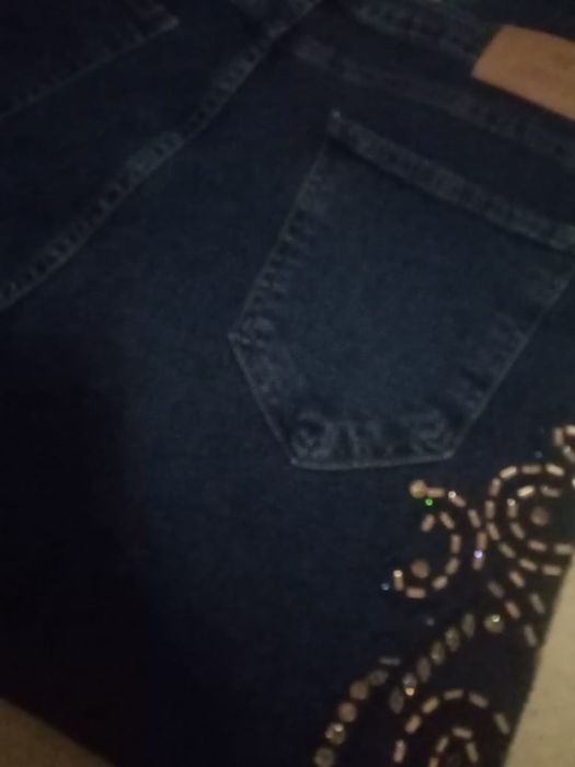 Джинсы НОВЫЕ,от  Zanardl.