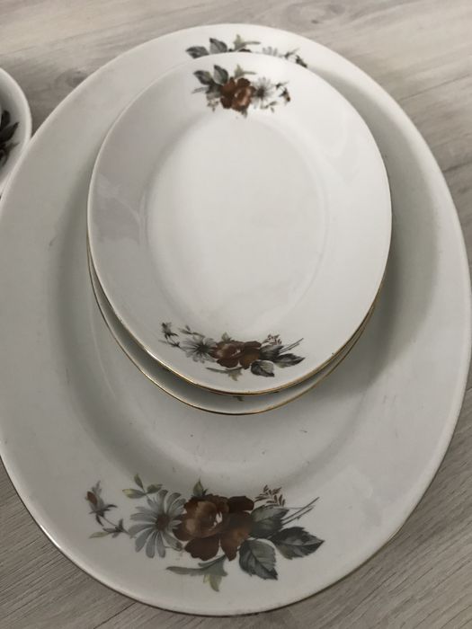 Набор посуды (неполный)