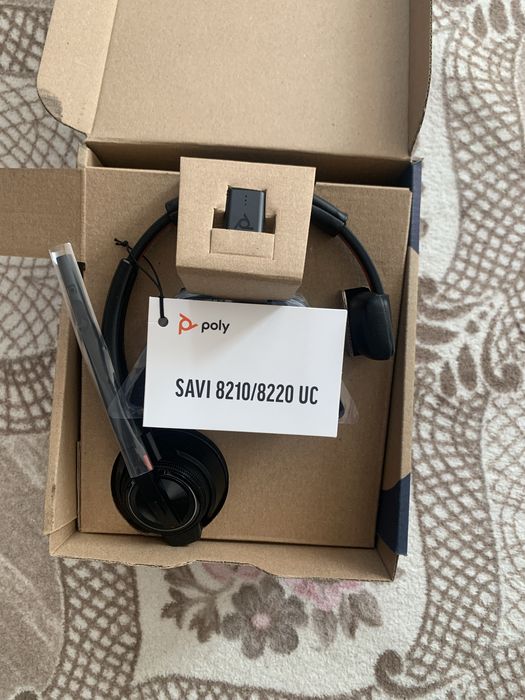 Слушалки Poly Savi 8210uc