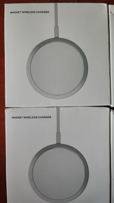 Încărcător wireless universal nou la cutie