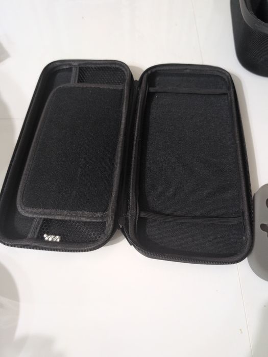 Nintendo Switch V1 + 3 игры + 2 кейса + чехол •