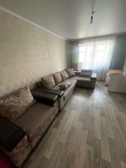 Продам диван и кресло