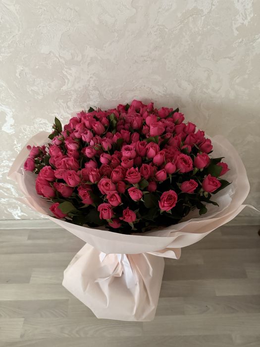 Цветы кустовые розы