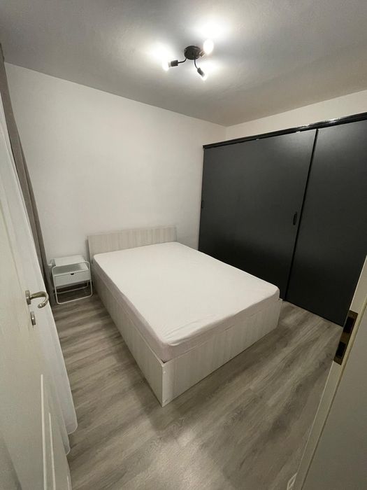 Inchiriez apartament