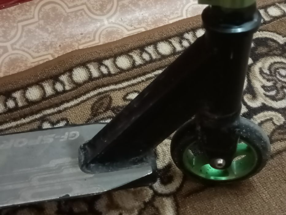 Трюковой самокат