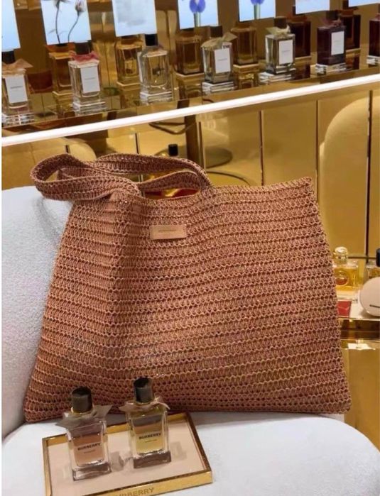 В наличии! Косметички, зеркала