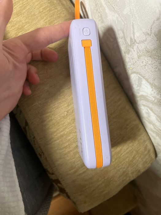 Повер банк новый