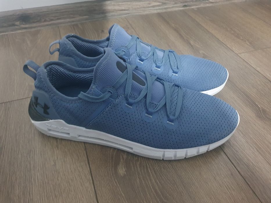 Маратонки Under Armour HOVR SLK