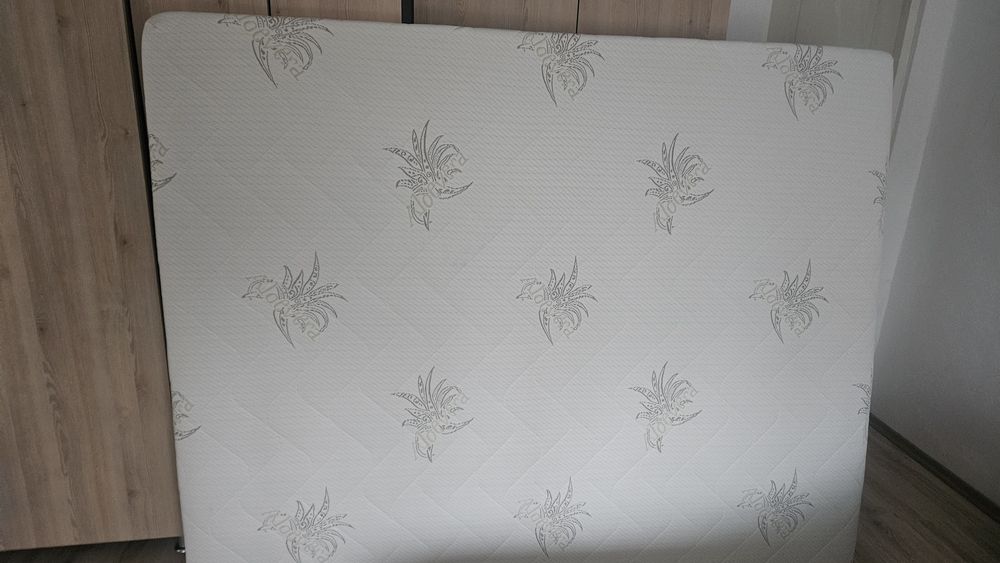 Vând saltea nouă 160x200