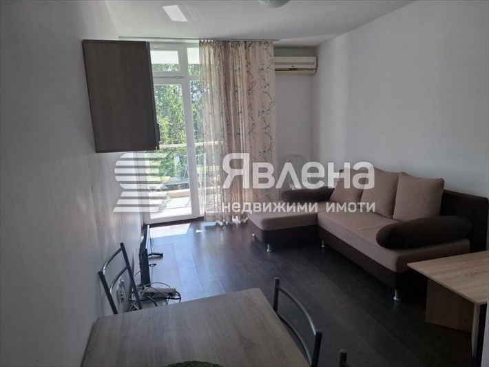 Продава се Двустаен апартамент в к.к. Слънчев бряг - 68 кв.м за 912 €/кв.м - Снимка #2