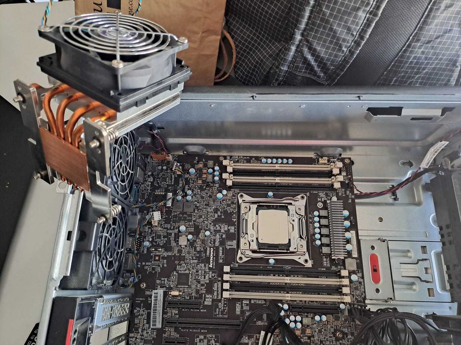 Vand PC Lenovo P510 Intel Xeon E5 v3