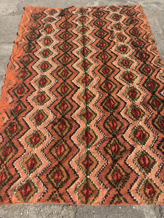 Macate din lana vechi