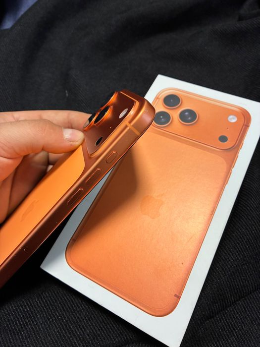 Iphone 17 pro max orange e sim