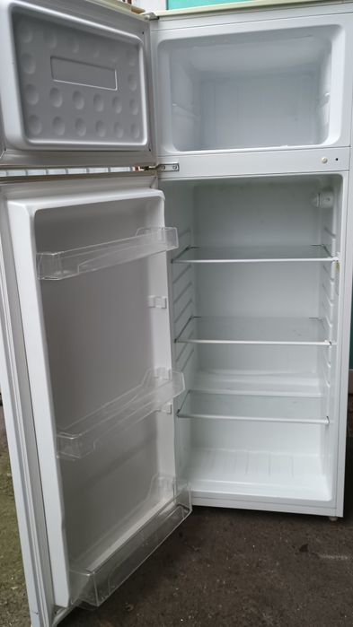 Frigider cu 2 uși Candy.Asigur Transport