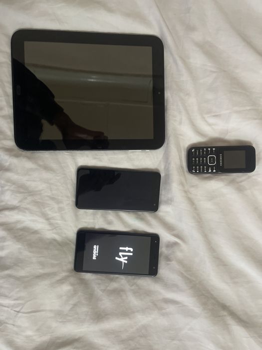 Планшет и телефоны