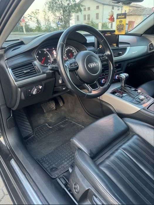 Dezmembrez Audi A6 C7/ Volang stanga / Plansa bord /Caseta directie