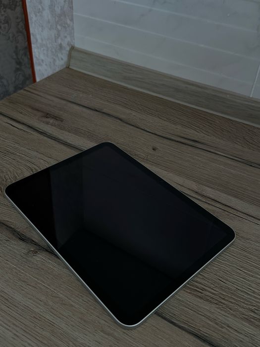 iPad A16 (2025) + полный комплект аксессуаров