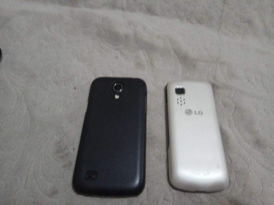 продам 2 сотовых телефона LG и Samsung