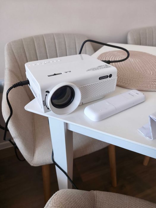 Fudoni проектор, HDMI, Casting, Bluetooth