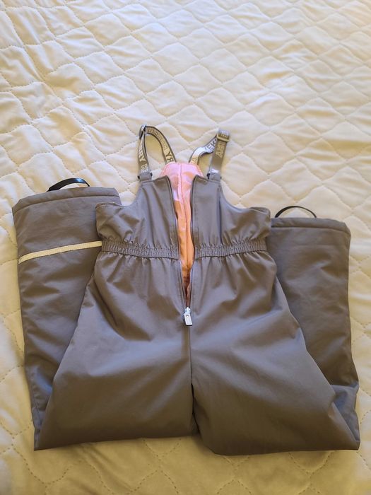 Зимний комплет на девочку 140