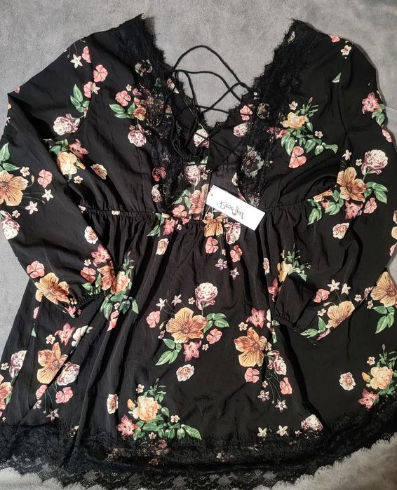 Красива рокля XXL