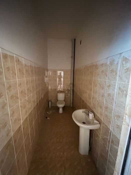 Квартира сотилади -  100 кв.м.