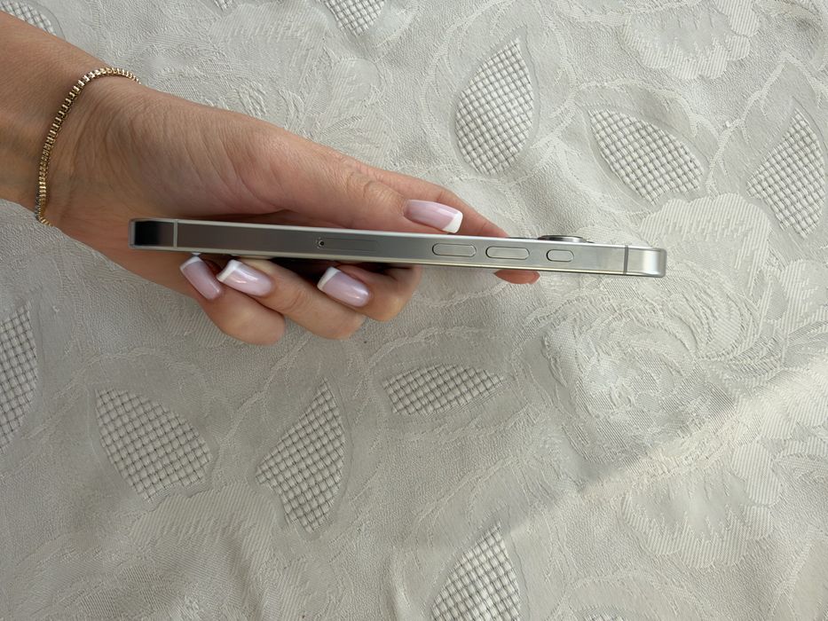 Iphone 16 pro 128 gb