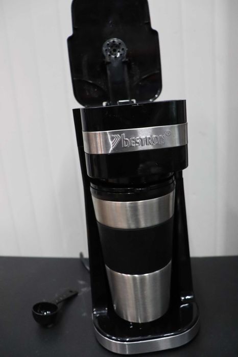 Кафе машина Bestron с изолирана чаша, черна/сребриста