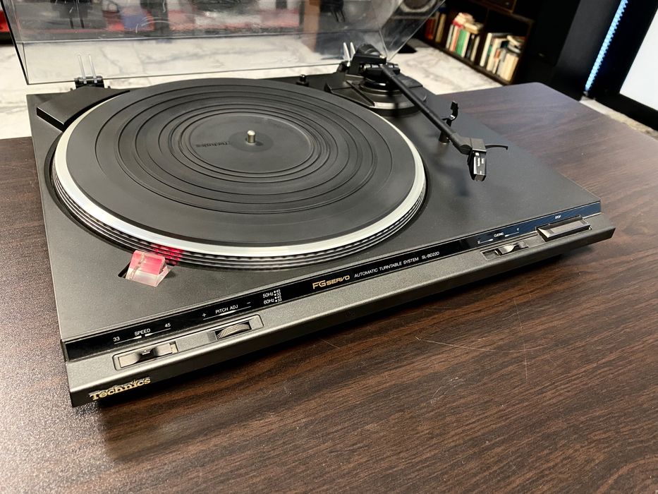 Идеален грамофон Technics