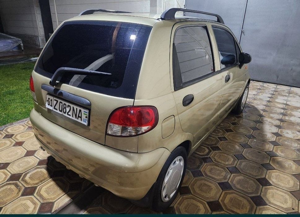 Matiz 2010 gaz mator qilingan tomdan pasi lak sepilgan udar yoq yirish