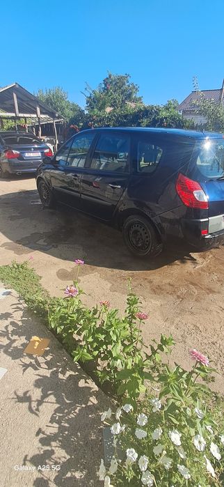 Vând Renault scenic 2