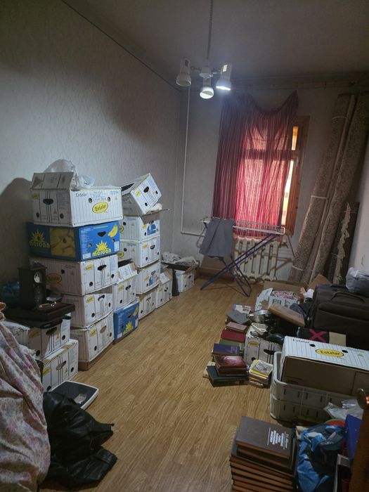 Продаётся 4/4/9 Юнусабад 18 квартал, Чайка магазин