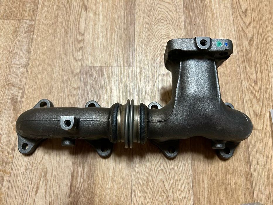 Продам выпускной коллектор