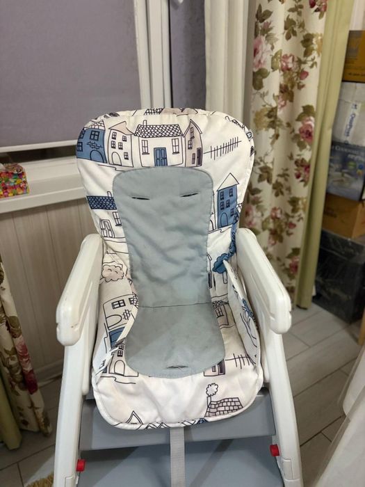 Детский стол в хорошем состояний