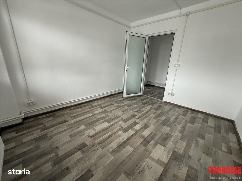 Adjud - spatiu comercial renovat complet
