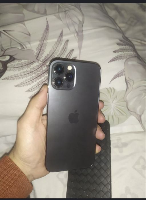 iPhone 12 pro max 512 gb srocno imeika  OCHILMAGAN